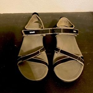 Women’s Teva Sandals size 8